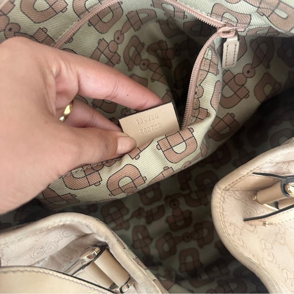 🥥 Vintage Beige Gucci Abbey Bag 🥥 - Picture 6 of 13